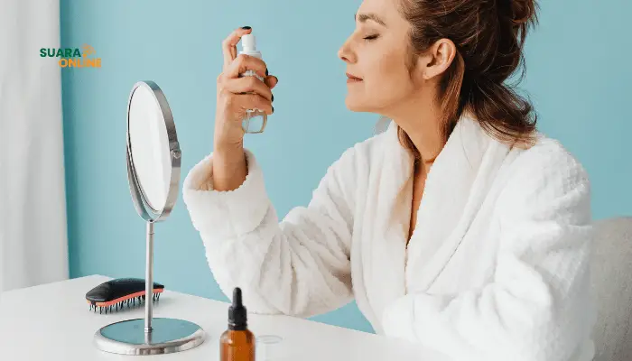 Tips Make Up Tahan Lama, Setting Spray Kuncinya!