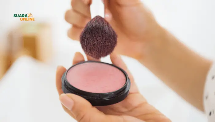 5 Rekomendasi Warna Blush On Untuk Kulit Sawo Matang