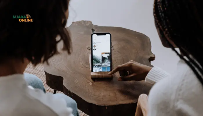 Ini Dia Maksud Tren We Listen We Don’t Judge yang Sedang Viral di Tiktok