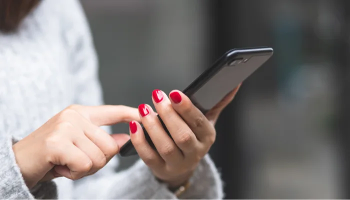 Maraknya FOMO di Kalangan Gen Z! Tips Mengontrol Diri Sendiri!