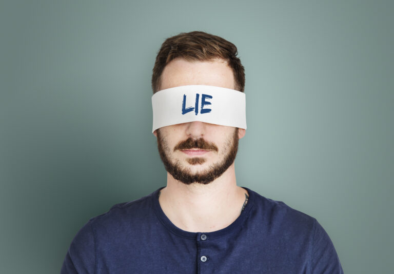 Mengenal Impostor Syndrome dan Cara Mengatasinya di Dunia Kerja Modern