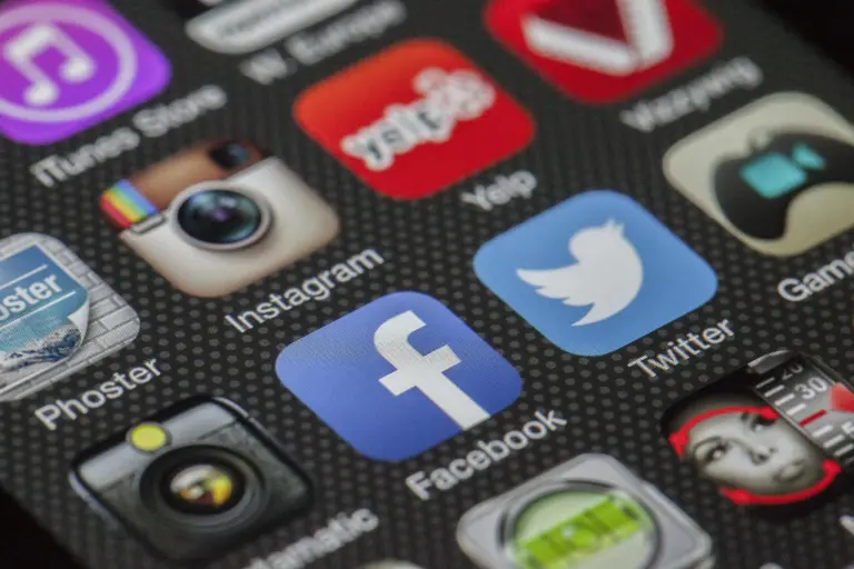 Fitur Sorotan di Instagram: 3 Tips Sederhana Membuat Sorotan Lebih Rapi dan Profesional untuk Personal Branding